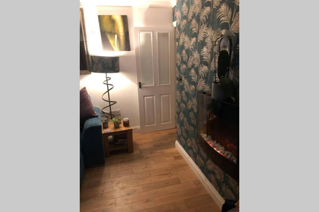 Six By The Sea - 2 Bed House - A Little Something For Everyone Saint Columb Minor Exterior foto