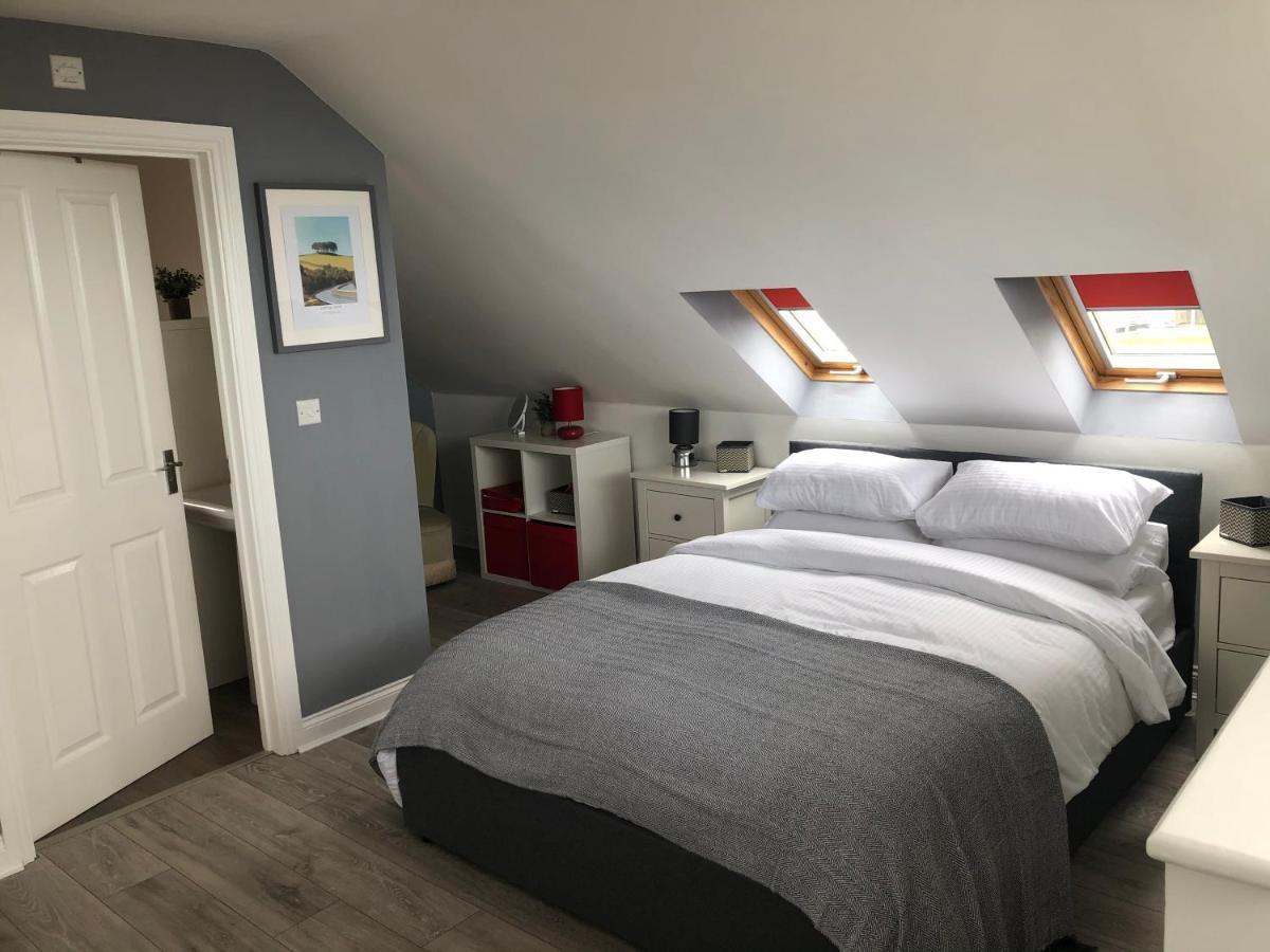 Six By The Sea - 2 Bed House - A Little Something For Everyone Saint Columb Minor Exterior foto